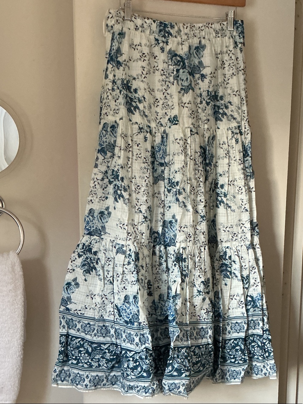 ZARA Blue Floral Tiered Maxi Skirt - Women